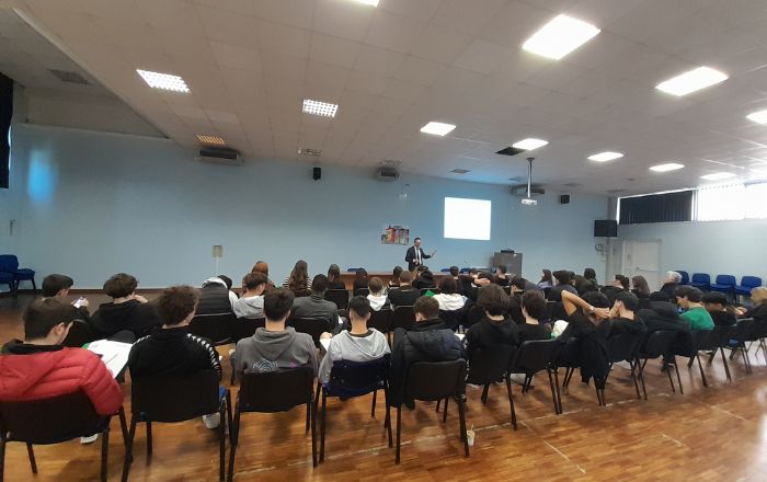Carifermo incontra la scuola - 3° edizione 