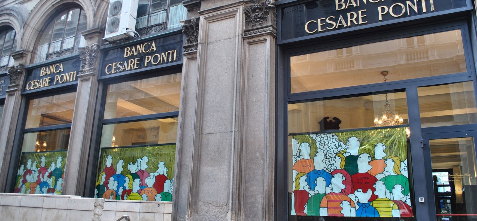 Le conversazioni scintillanti e senza parole dell’artista Fabrizio Dusi