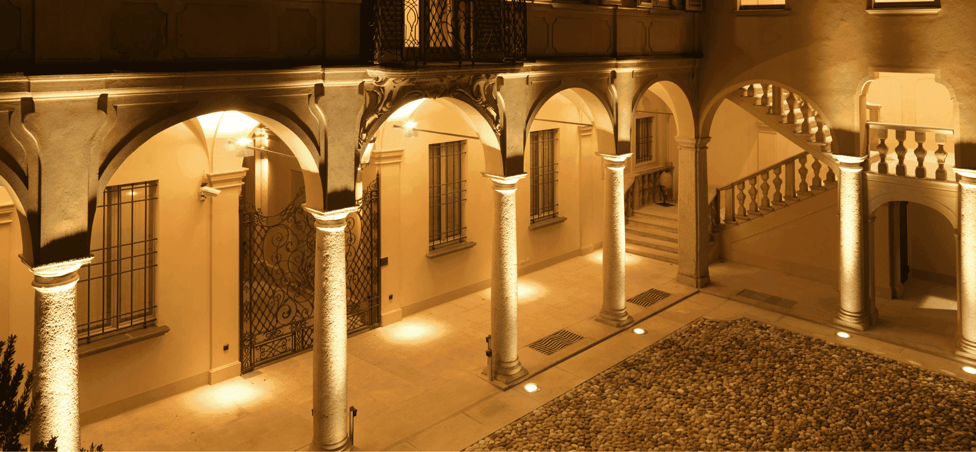 Palazzo Rota Pisaroni