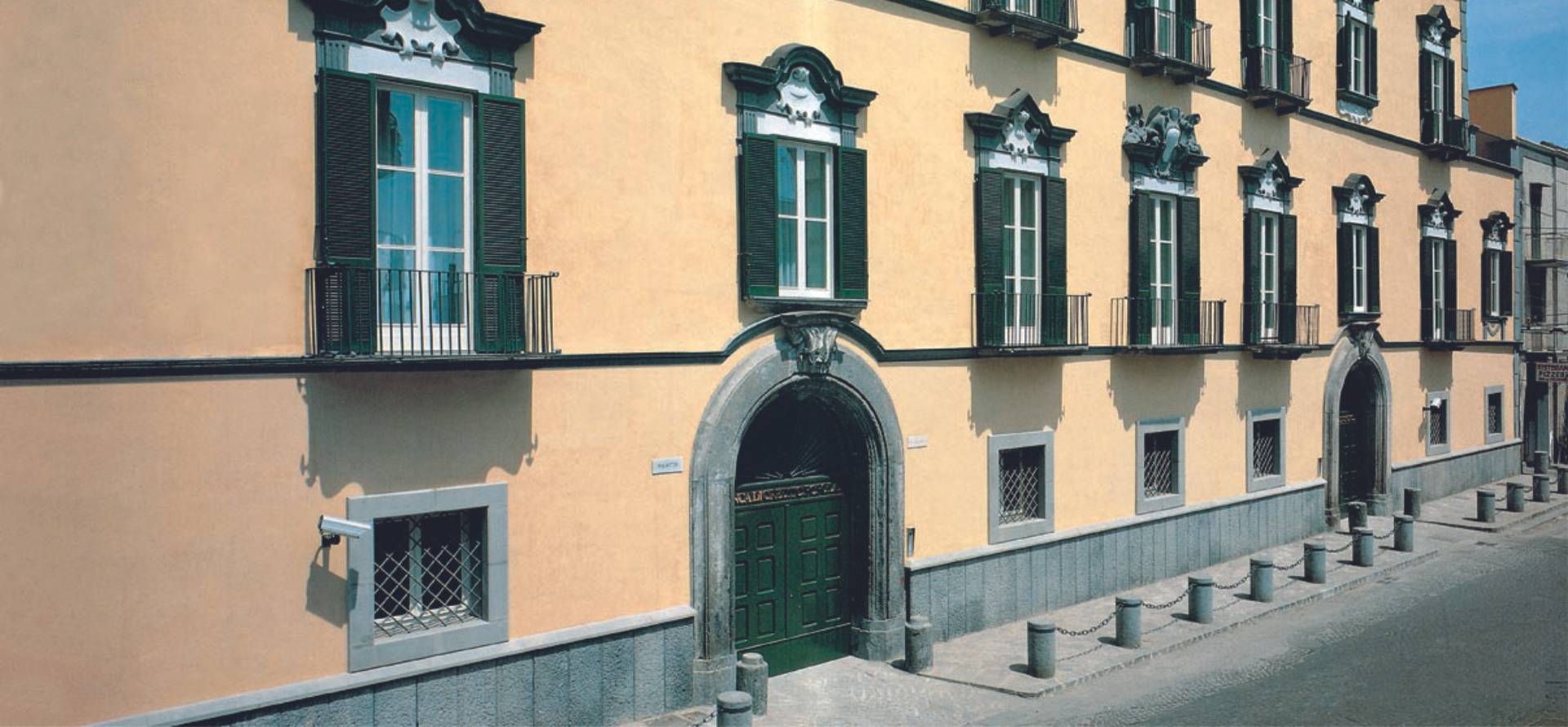 Arte e tradizione a Palazzo Vallelonga