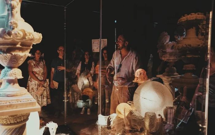 Visita guidata con artista-esposizione “I Tesori dell'alabastro"