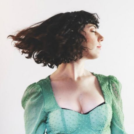 Simona Severini - Concerto di voce e chitarra acustica