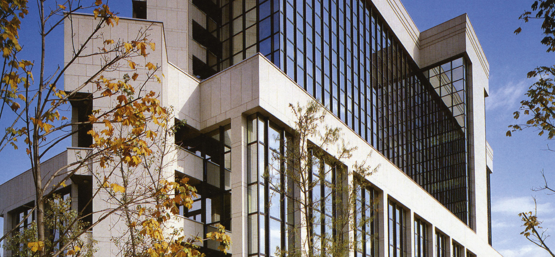 Visita guidata all’archivio storico e alla biblioteca del Gruppo UniCredit